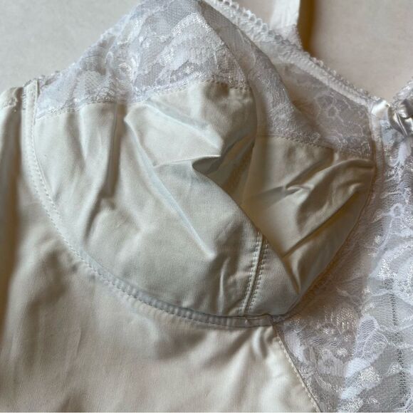 Vintage 1950's Bra Shapewear Cleopatra Goddess White NWOT 42B - Picture 5 of 9